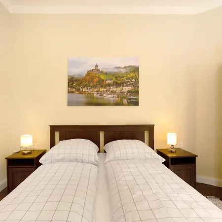 Appartement Alte Stadtvilla Am Weinberg 4 *